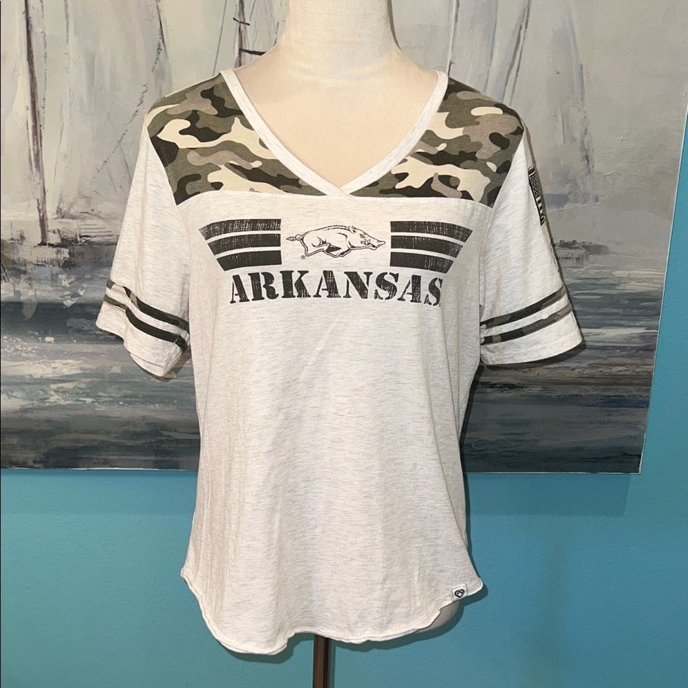 Arkansas Razorbacks Military T-Shirt, Large